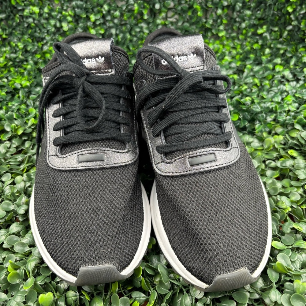 ADIDAS SNEAKERS WOMAN SIZE 7